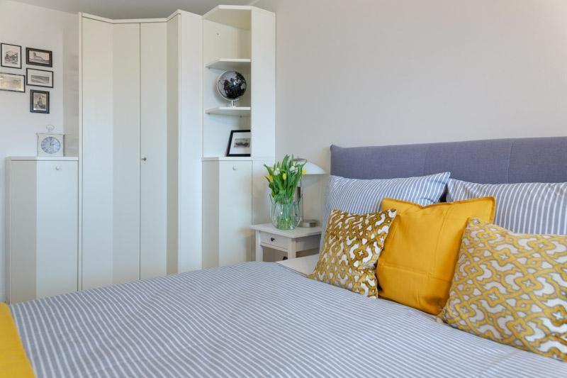 Lemon Tree Apartment *